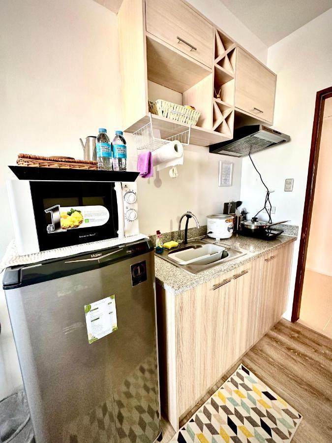 Lovely Studio Condominiums At Mesavirre Garden Residences باكولود المظهر الخارجي الصورة