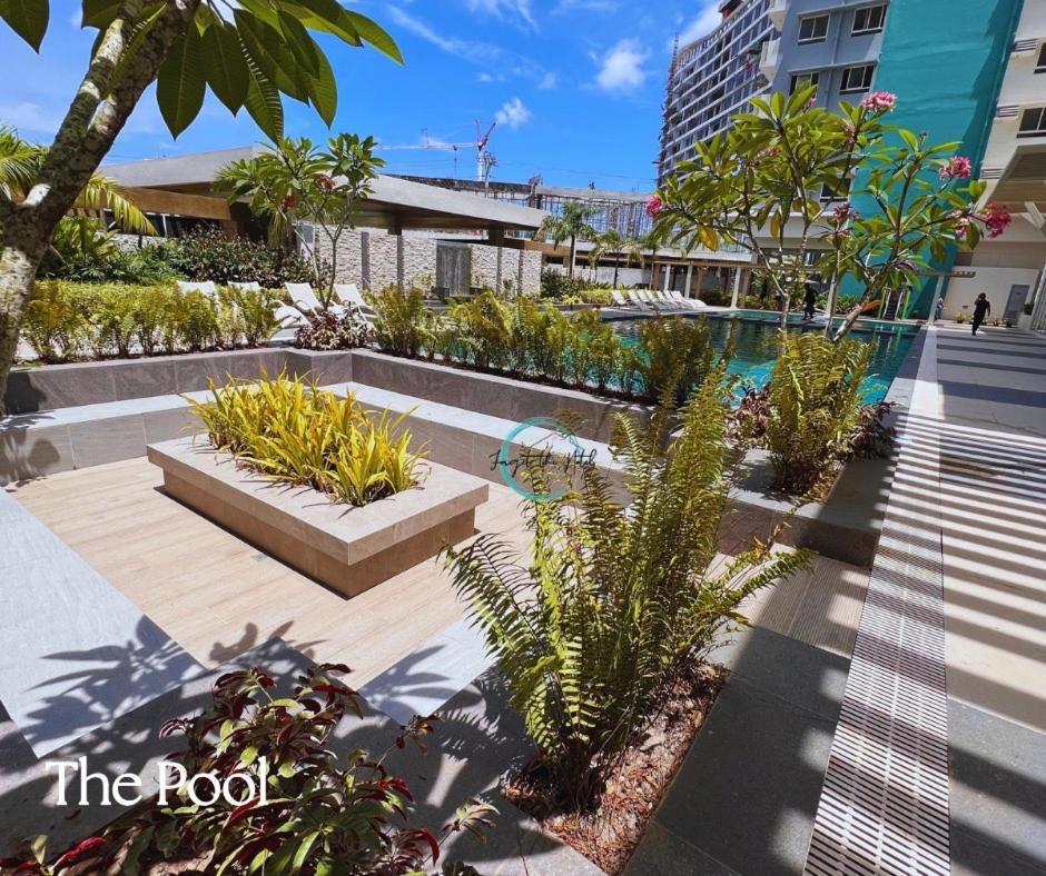 Lovely Studio Condominiums At Mesavirre Garden Residences باكولود المظهر الخارجي الصورة