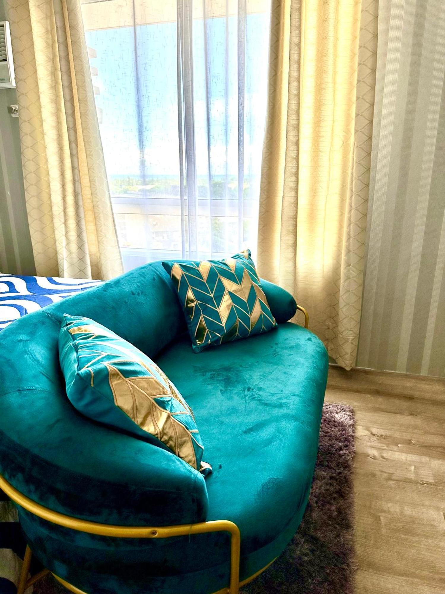 Lovely Studio Condominiums At Mesavirre Garden Residences باكولود المظهر الخارجي الصورة